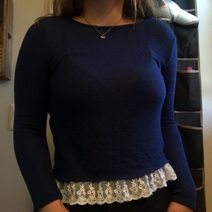 thin navy blue knit long sleeve w/ lace trim